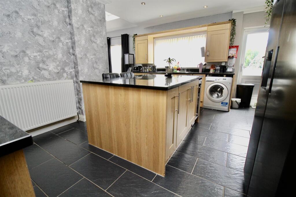 Oakdale Road, Hodge Hill, Birmingham - More