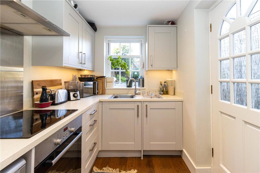 London Road, St. Albans, AL1 - View 4