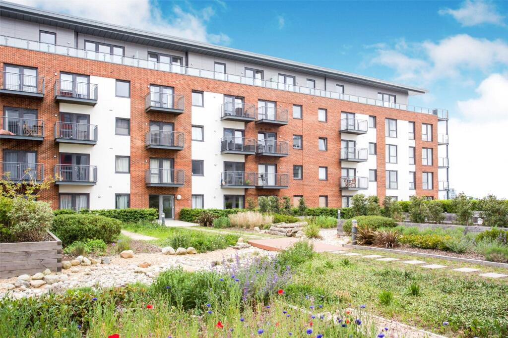 Main image of property: Fairbourne Court, Denyer Walk, Southampton, Hampshire, SO19