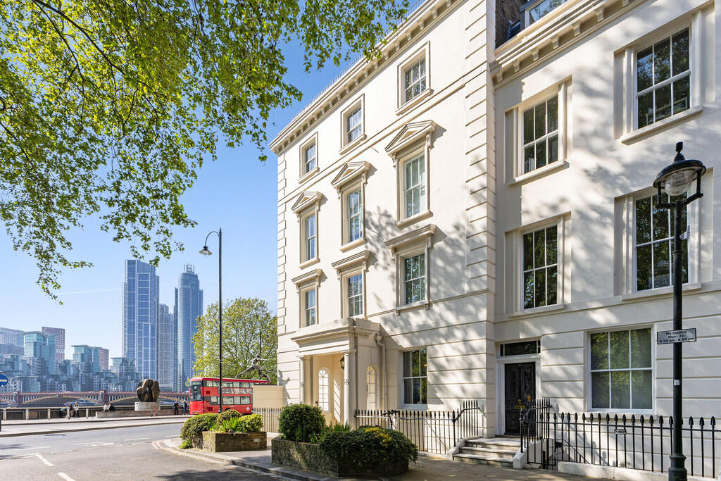 Main image of property: 48 Millbank