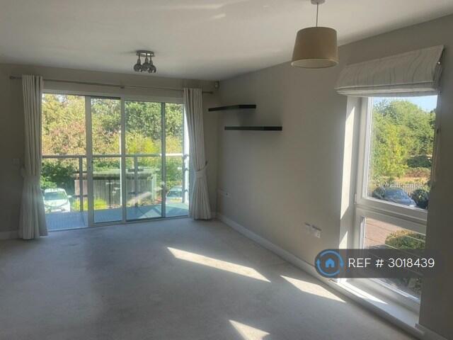 Apartment in London - View 2