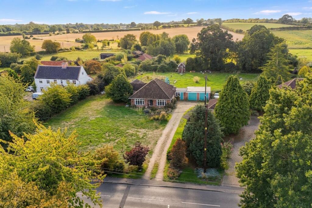 House in South Norfolk, Claxton - View 2