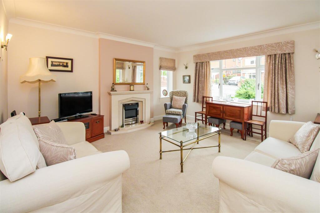 Silcoates Lane, Wrenthorpe photo 4