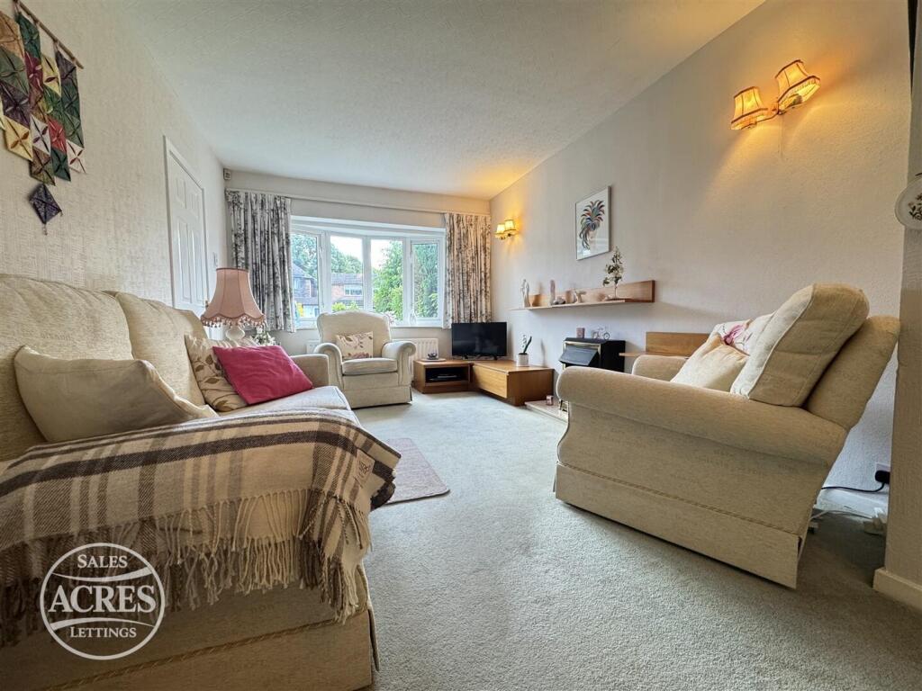 House in Sandwell, West Midlands - View 3
