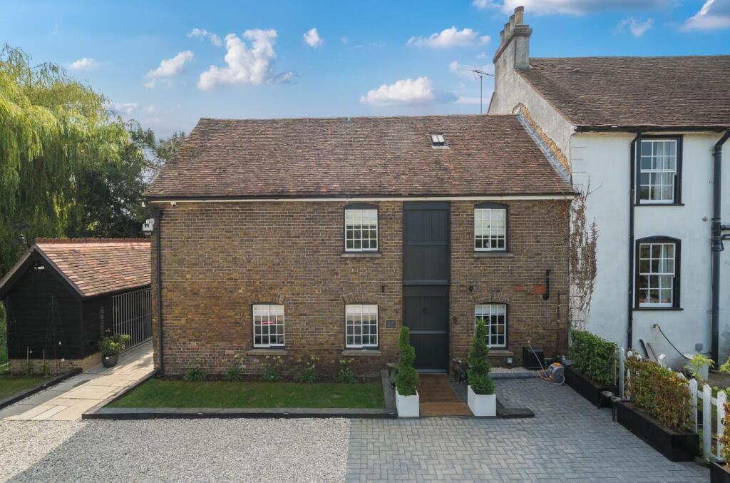 House in Rochester - View 2