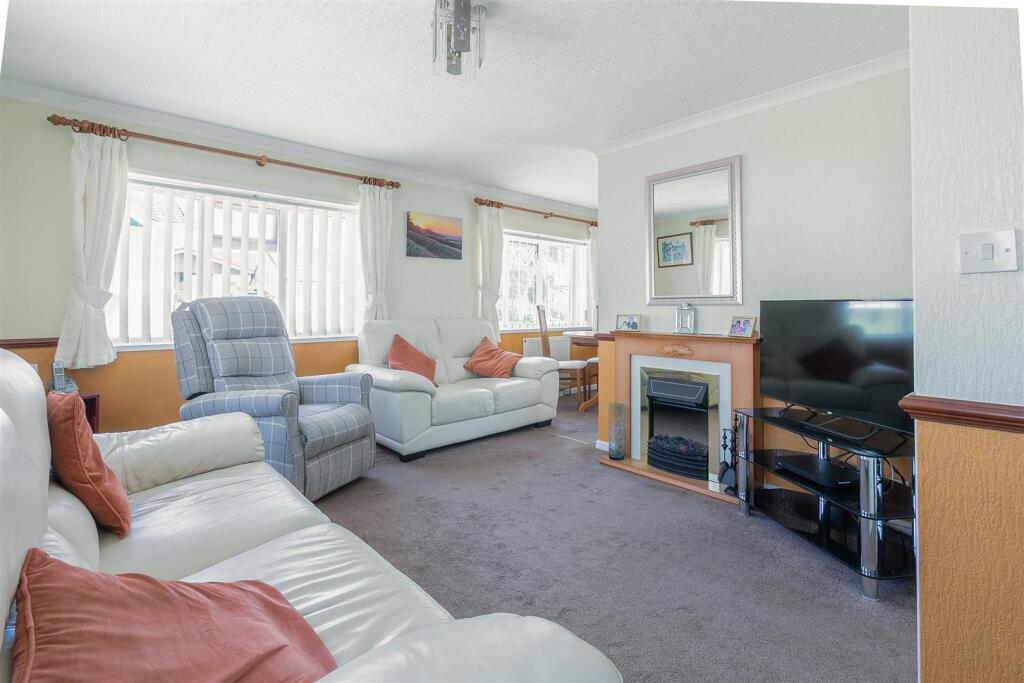 House in Swindon, Lyneham and Bradenstoke - View 3