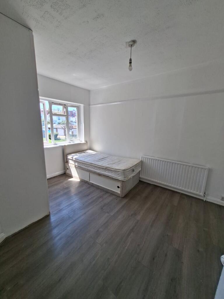 Empire Way, Wembley, Middlesex, HA9 - View 4