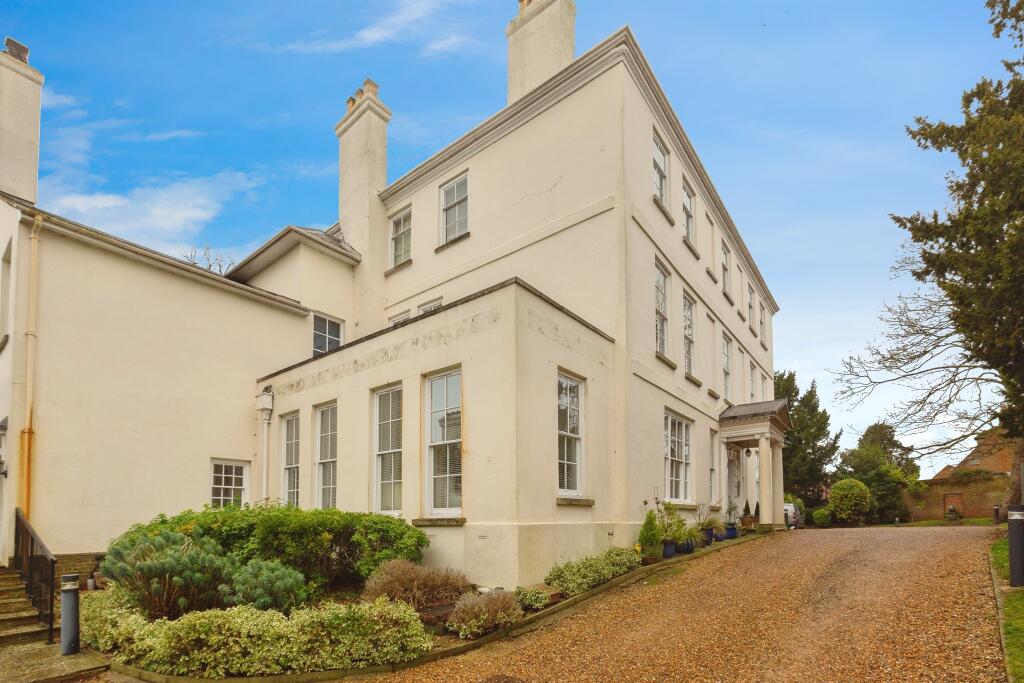 Main image of property: Parsons Fee, Aylesbury