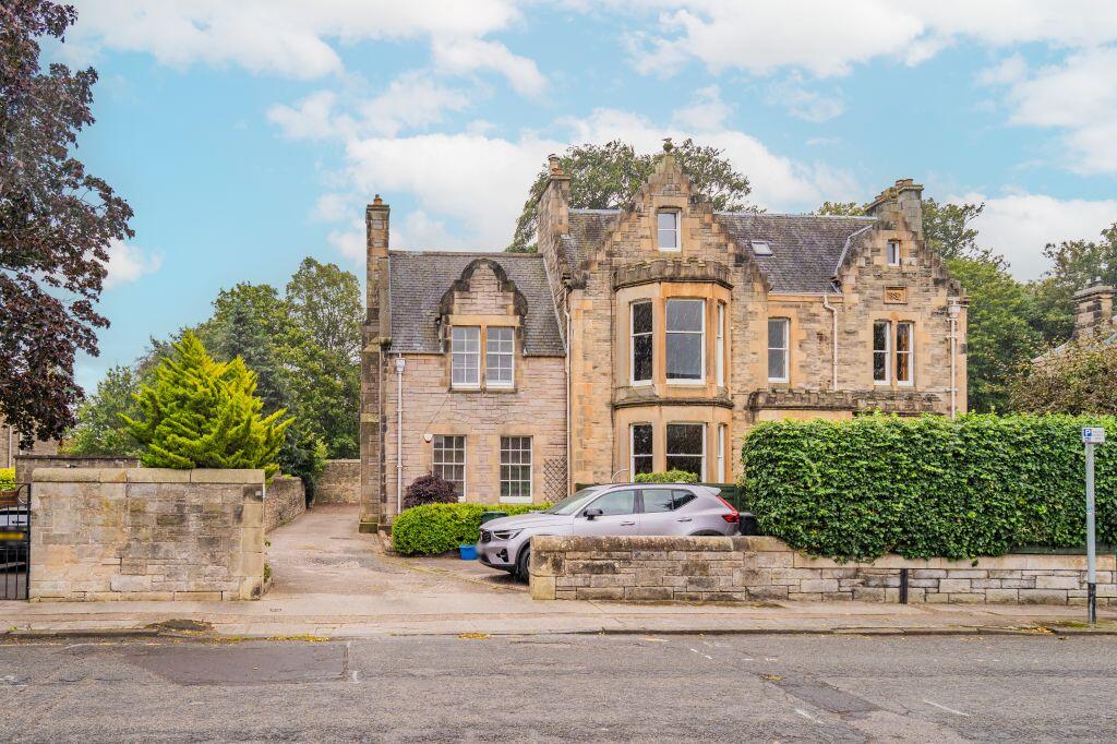 Main image of property: 11B, Ravelston Park, Edinburgh, EH4 3DX