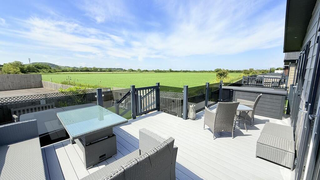 House in Edingworth Road - View 2