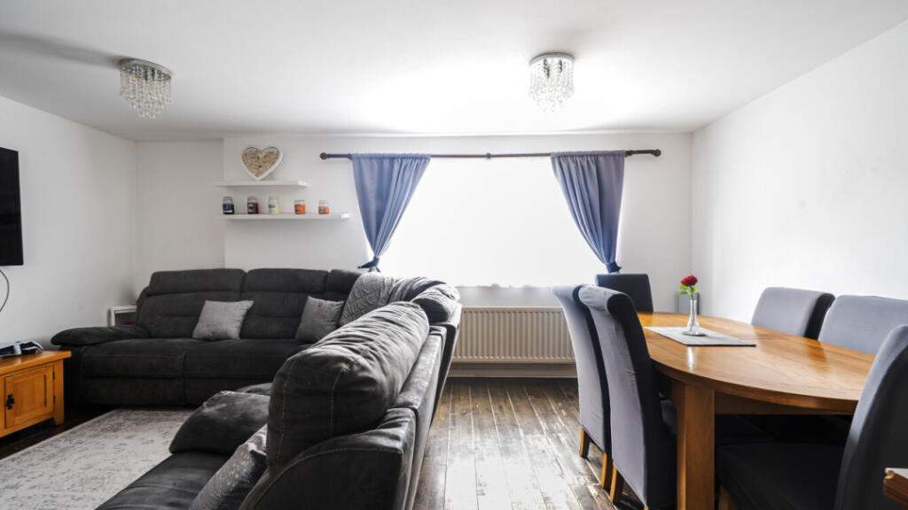 Apartment in London - View 3