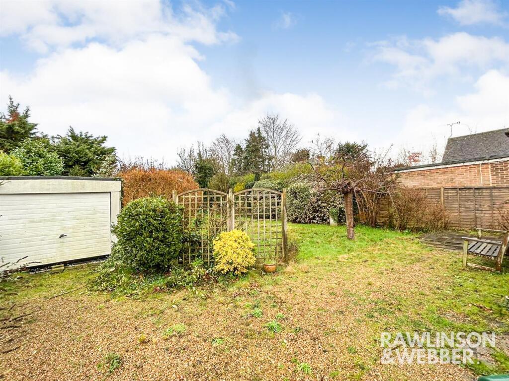 Molesey Road, West Molesey photo 3