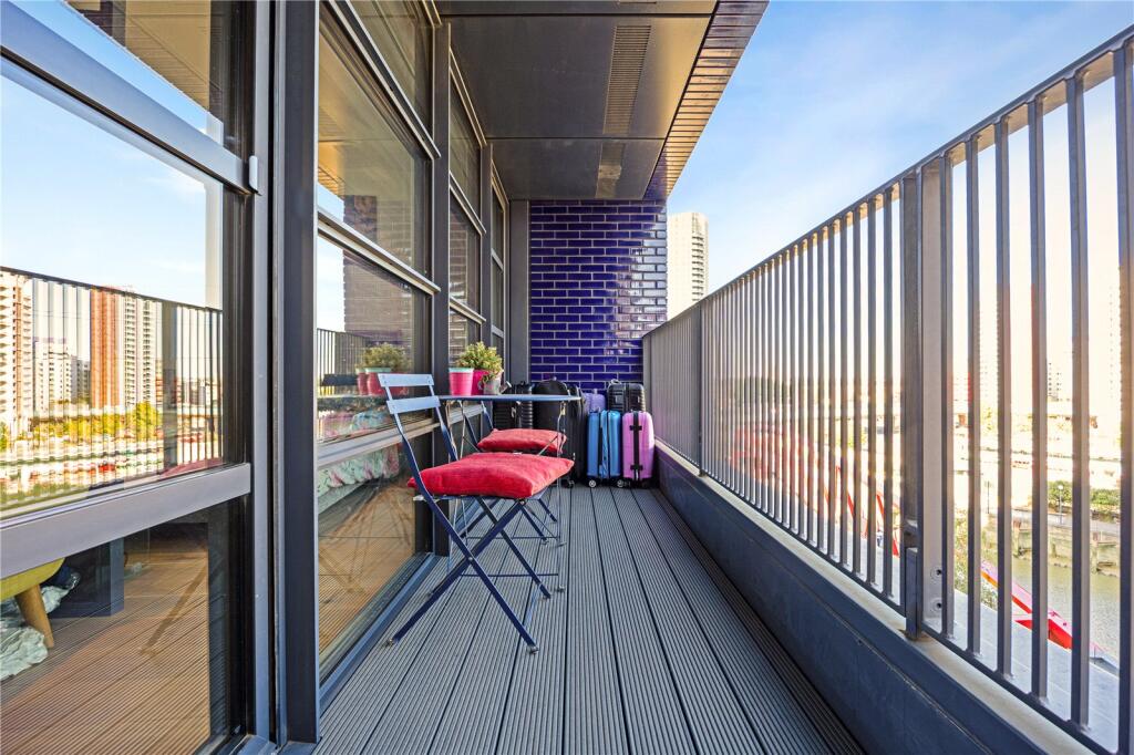Apartment in London - View 4