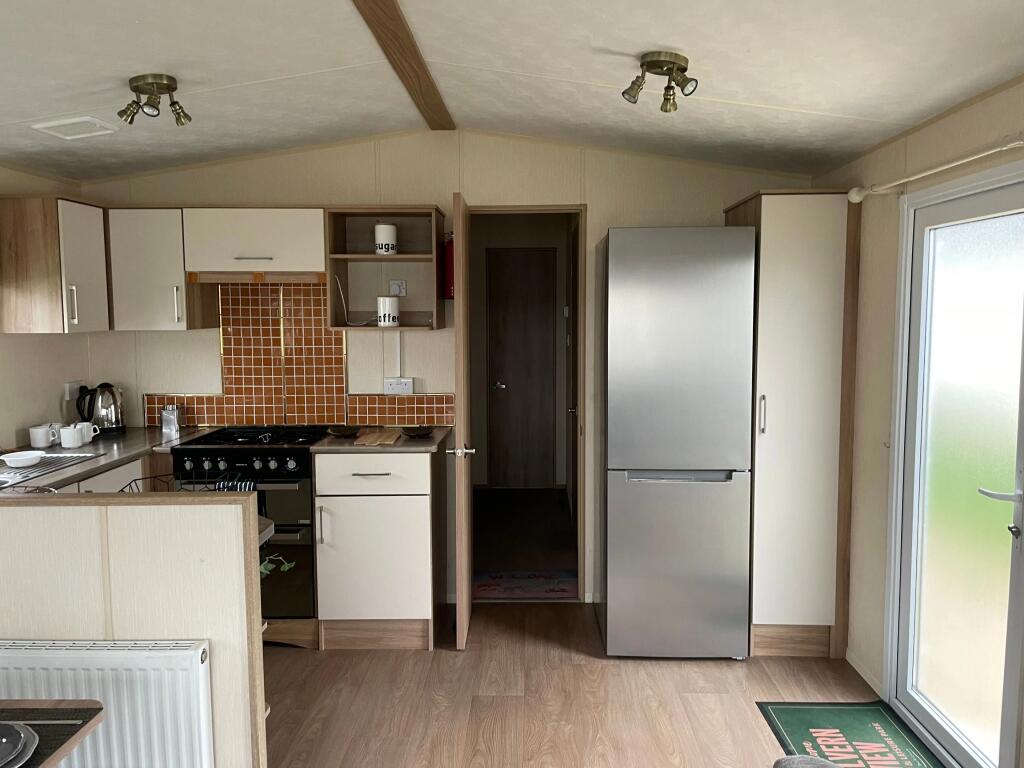 2014 ABI Summer Breeze, Malvern View Country and Leisure Park, Worcester, Herefordshire, WR6 5UB - More
