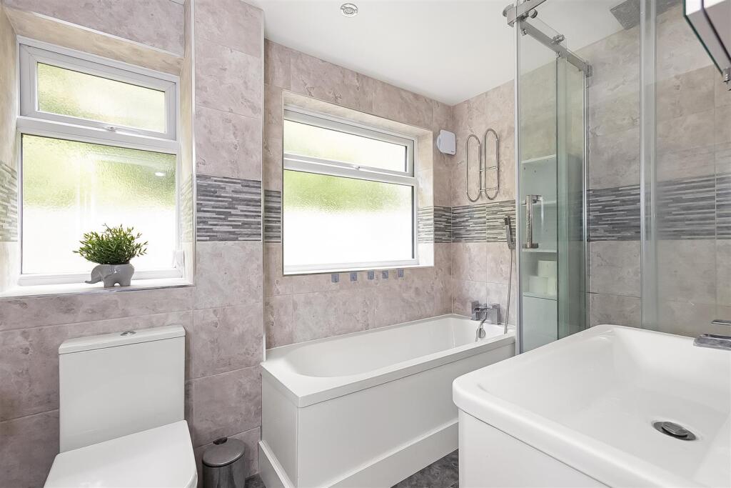 Beechwood Road, Caterham - View 3