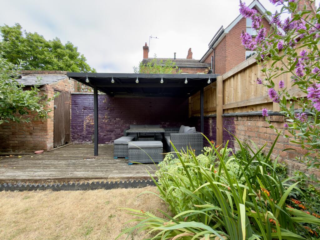 House in Nottingham, Beeston - View 4