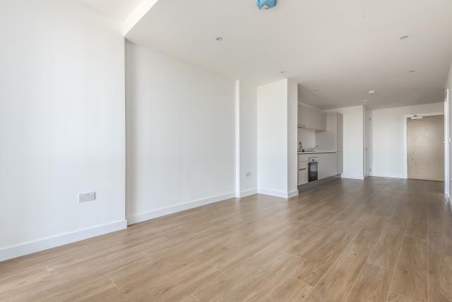 Apartment in Reading - View 3