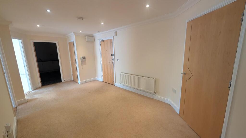 Apartment in Coventry - View 5