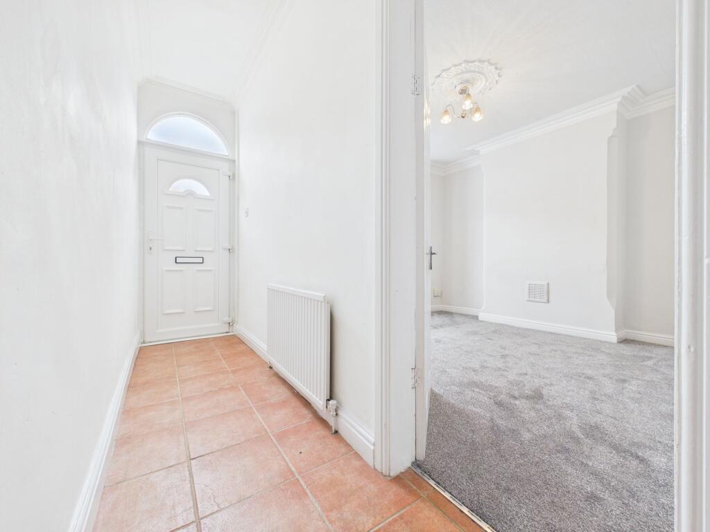 House in Gedling - View 5