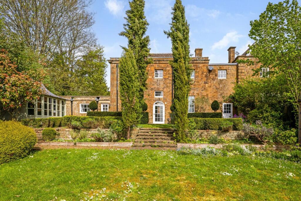 Main image of property: Lambourne Way, Adderbury, Banbury, Oxfordshire