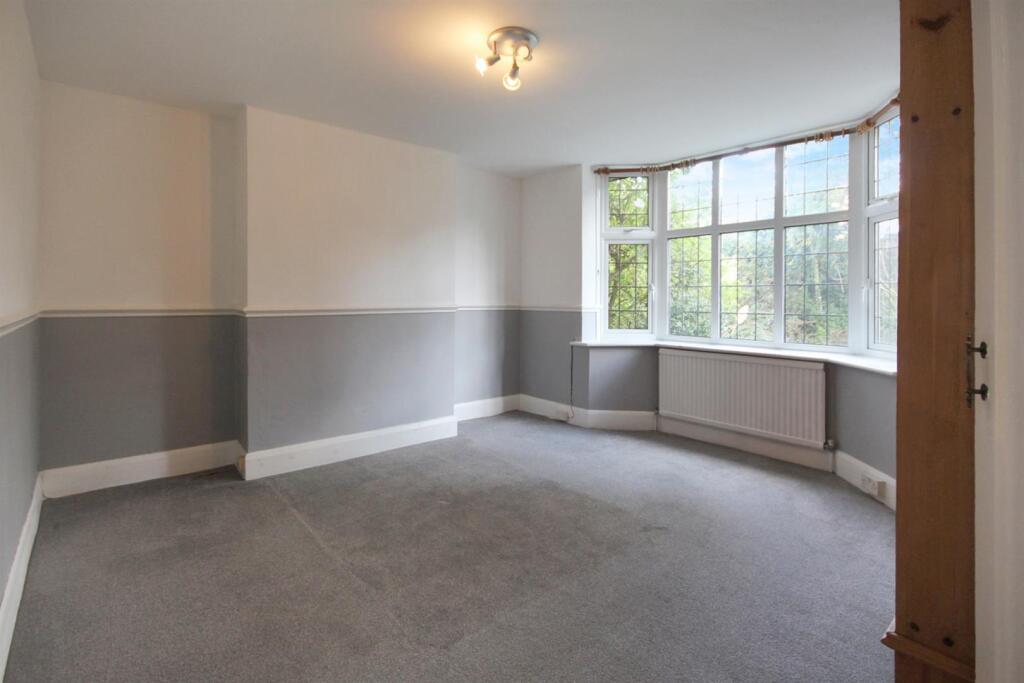 Apartment in Brighton, Withdean - More