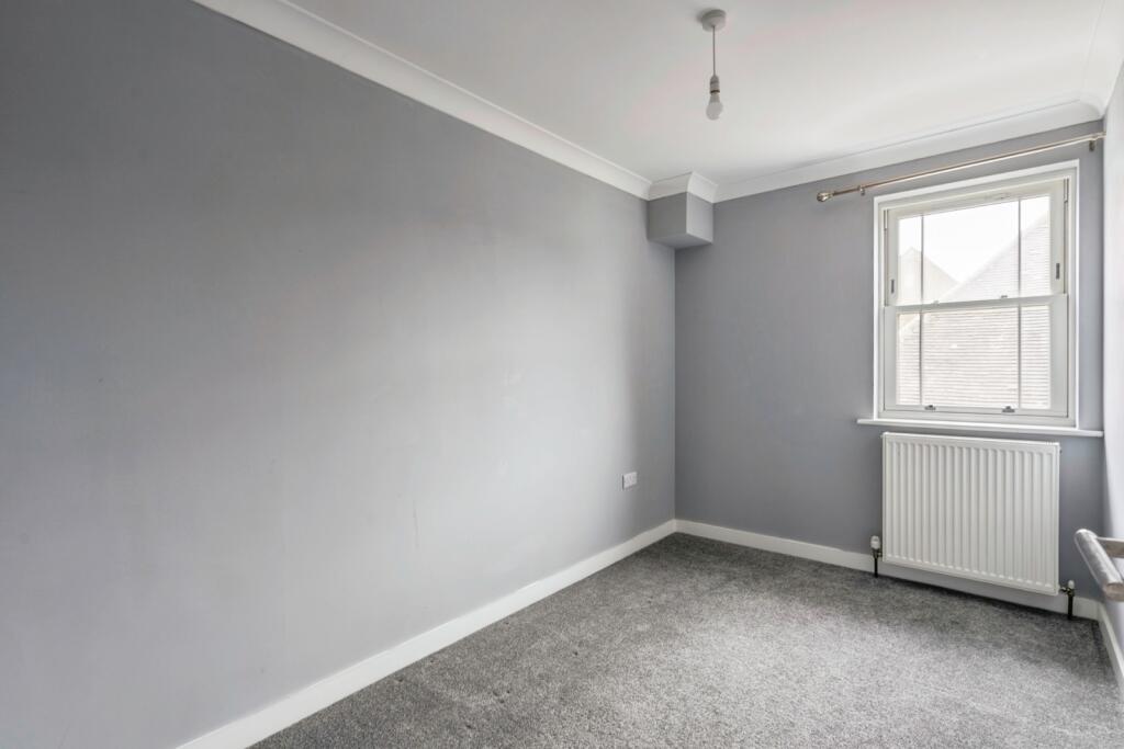 Apartment in Portsmouth - View 4