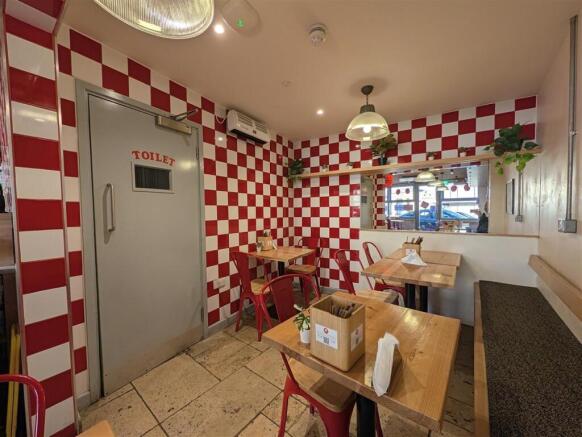 1 Queens Row Maggs &amp; Allen Clifton Triangle To Let