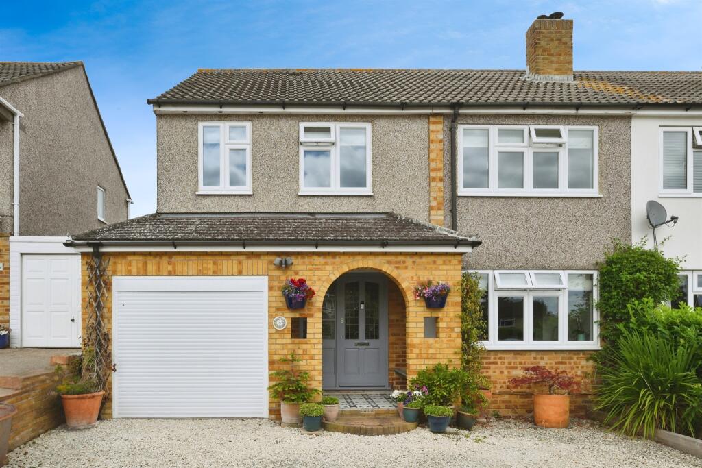 Main image of property: Cheffins Road, Hoddesdon