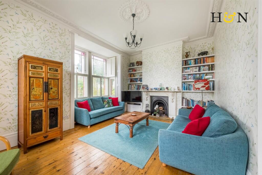 House in Brighton - View 2