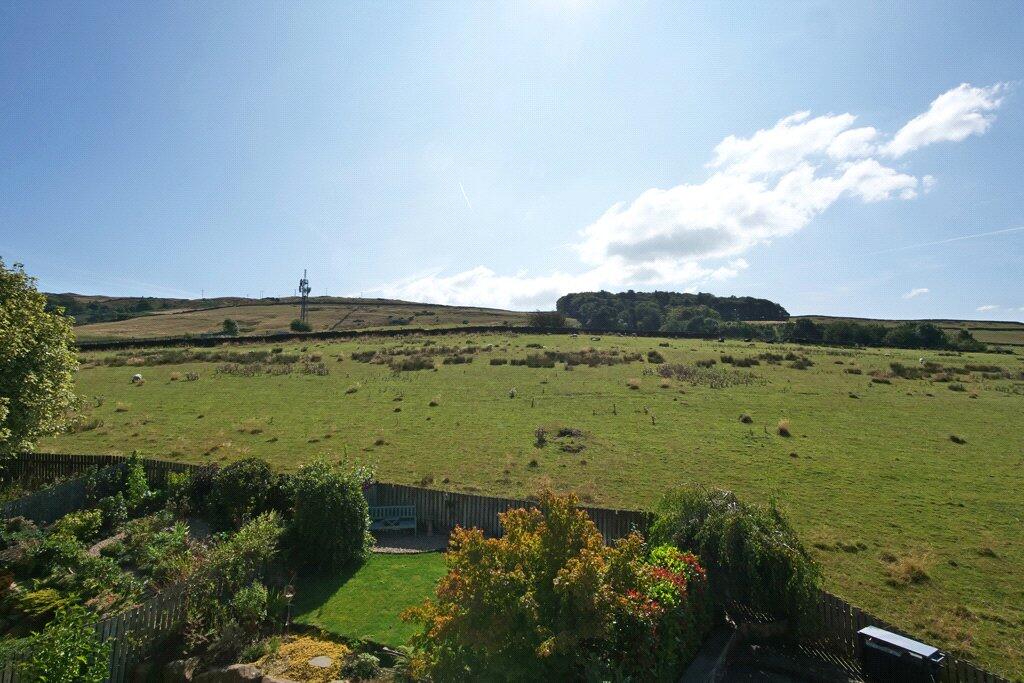 House in Skipton, North Yorkshire - More