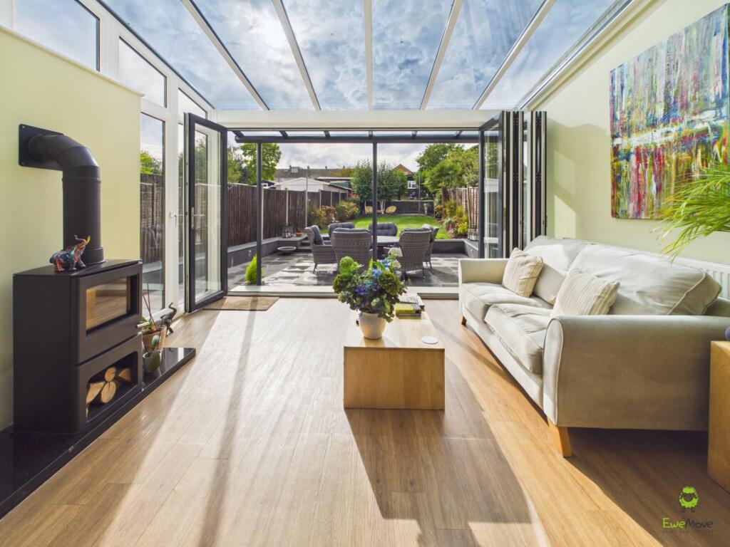 House in Dartford, Joydens Wood - View 3