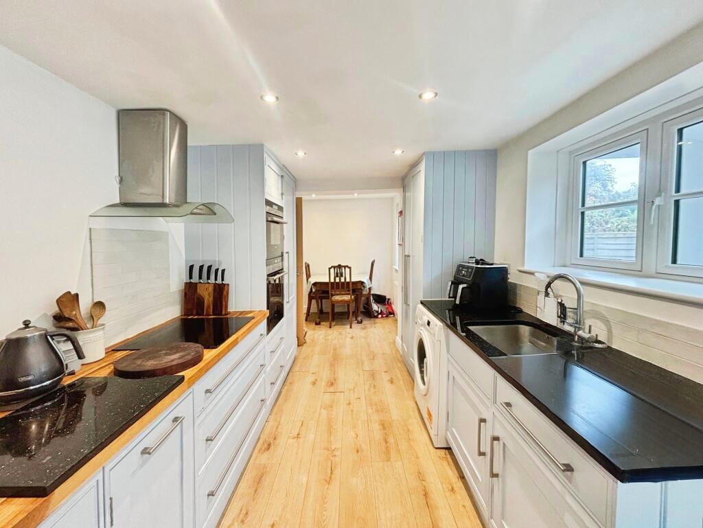 Boreham Road, Warminster, BA12 photo 3