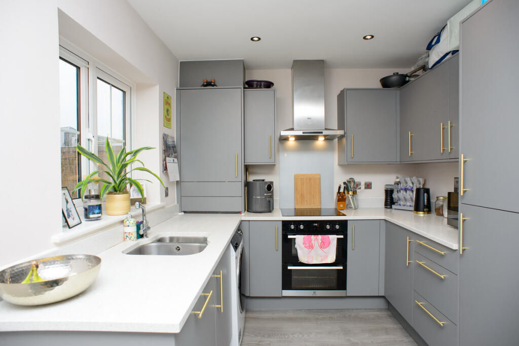 House in Tunbridge Wells, Paddock Wood - View 5