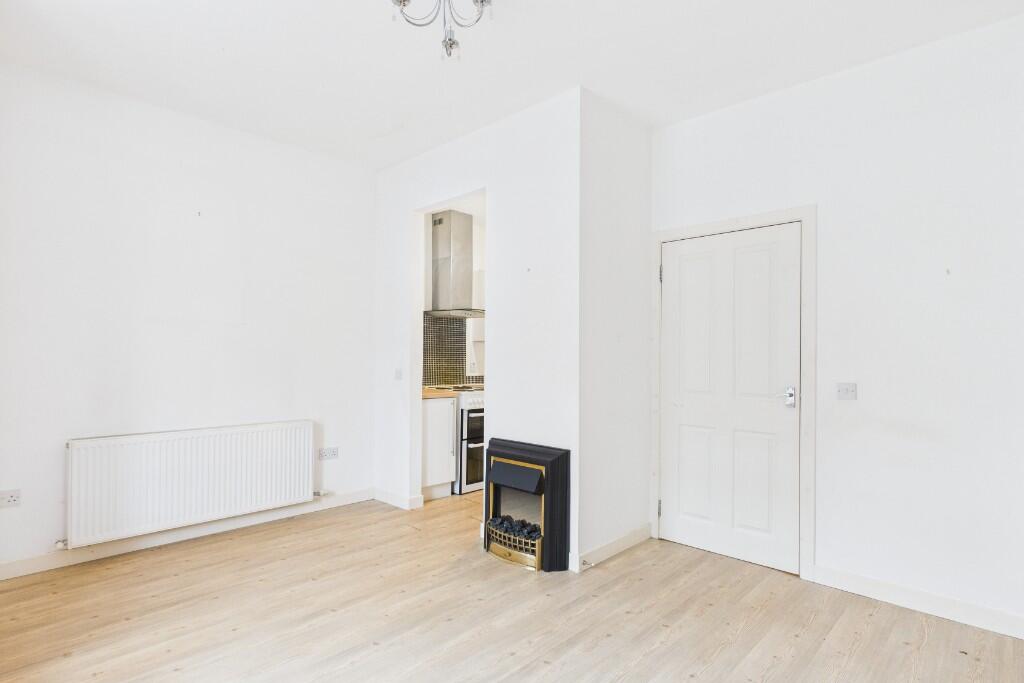 24 High Street, KA3 photo 4