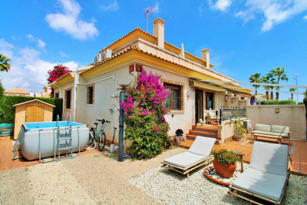 Main image of property: Valencia, Alicante, Villamartin