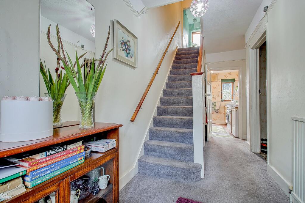 House in London, Sudbury - View 5