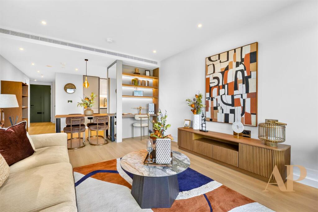 Apartment in London - View 5