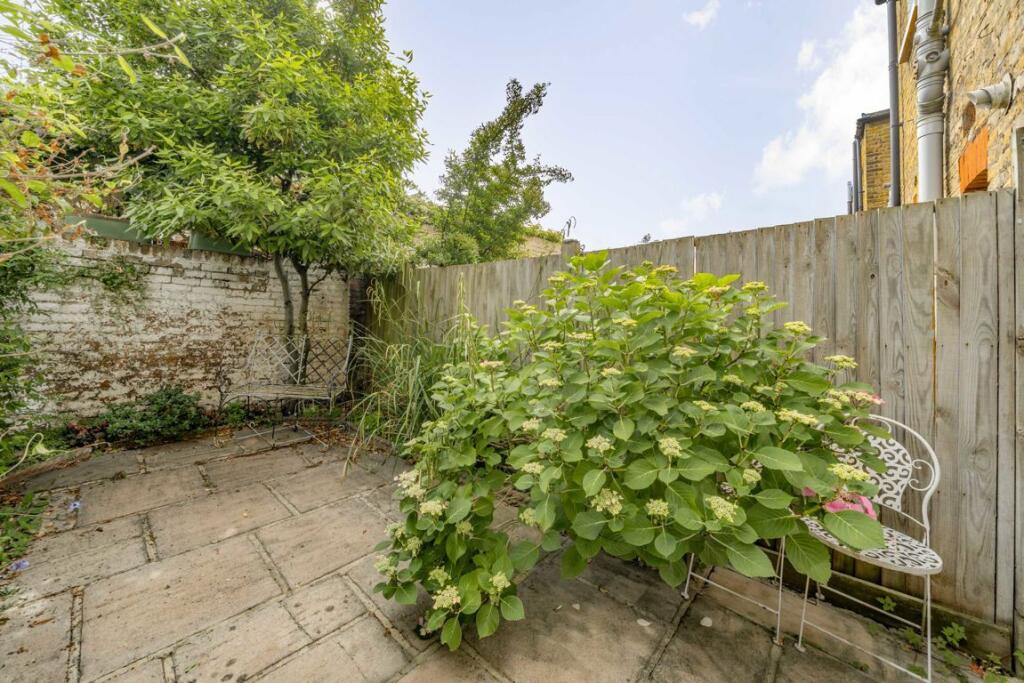 Property photo 8