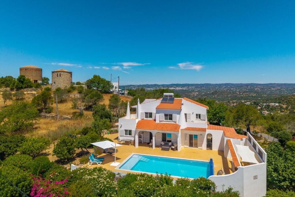Main image of property: Estói, Algarve