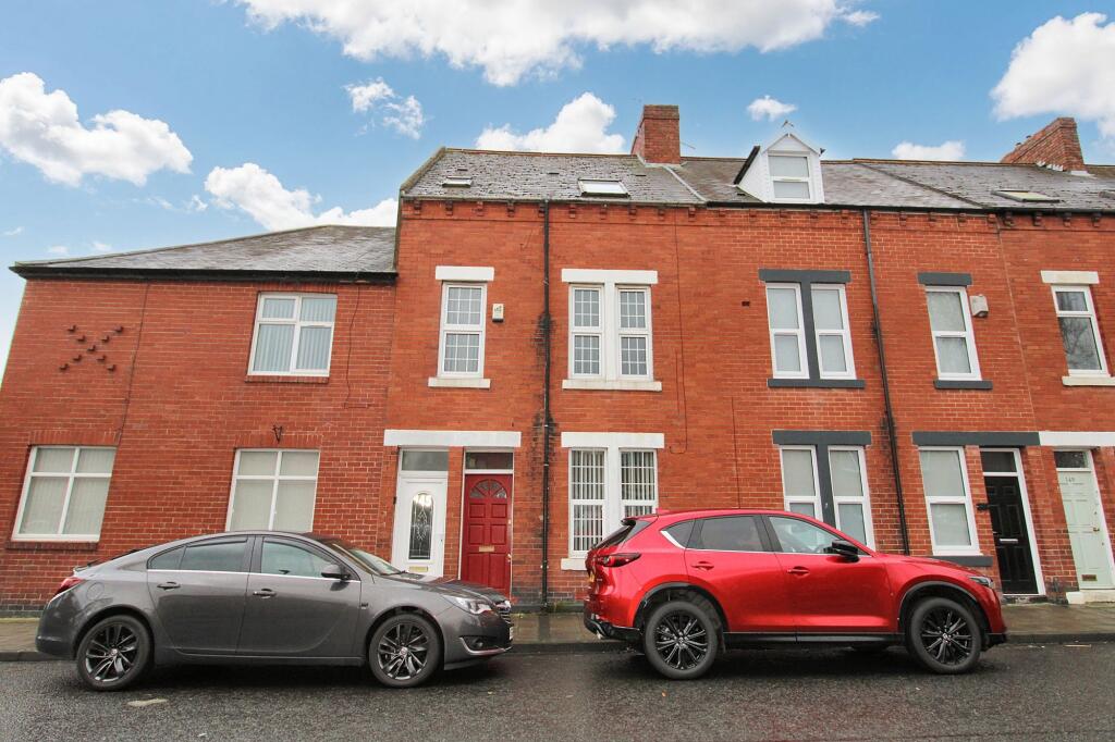 Main image of property: Middle Street, Walker, Newcastle upon Tyne, Tyne and Wear, NE6 4BY