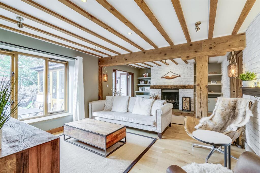 Chestnut Farm, Henlow photo 2