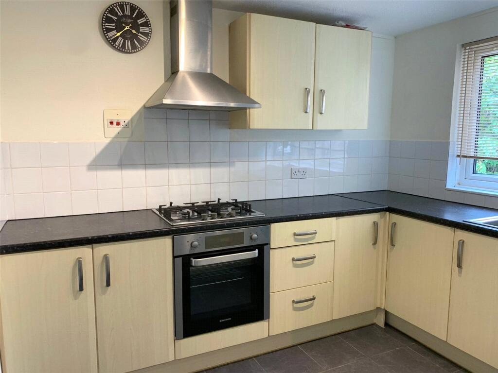 Apartment in Brentwood, The Galleries, Warley - View 3
