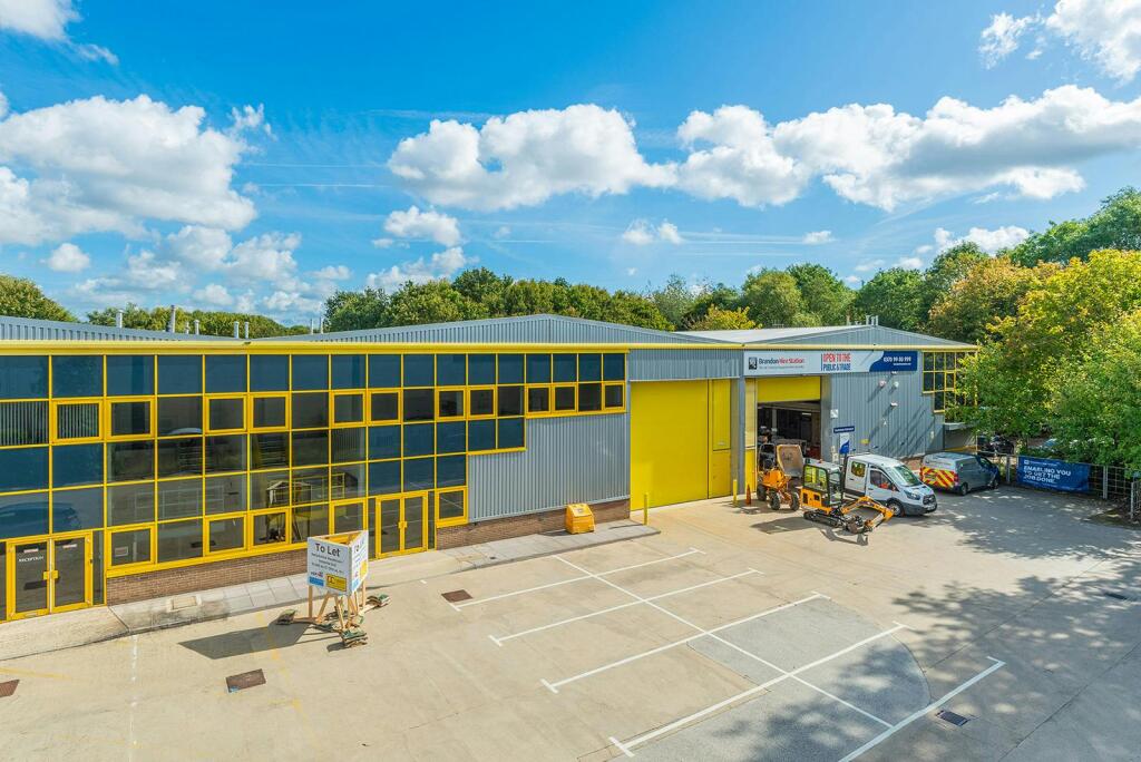 Unit 3 Quadrillion Ind Est Swindon14.jpg