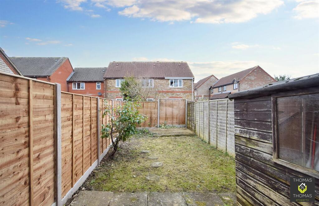 House in Gloucester - View 2