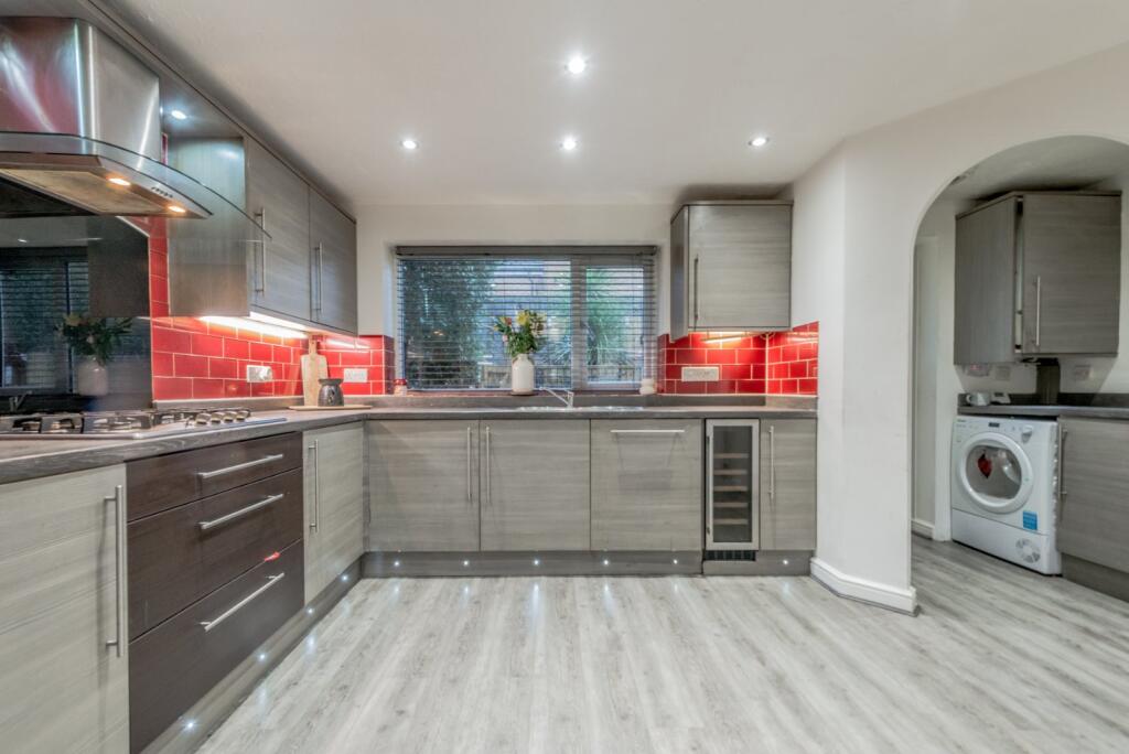 Additional image 8 of Whinney Brow, Bradford, BD10