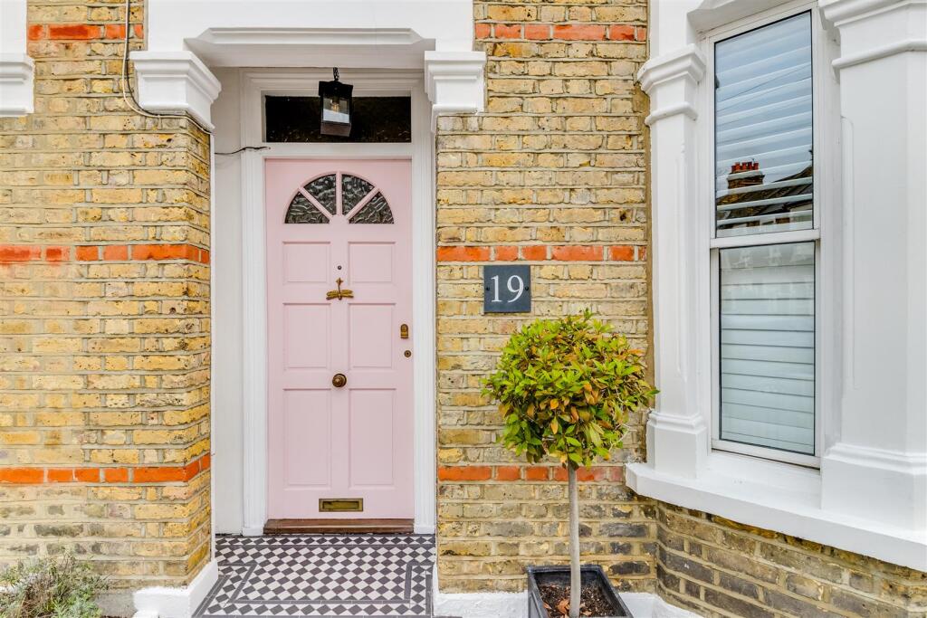 Buxton Road, East Sheen, SW14 photo 3