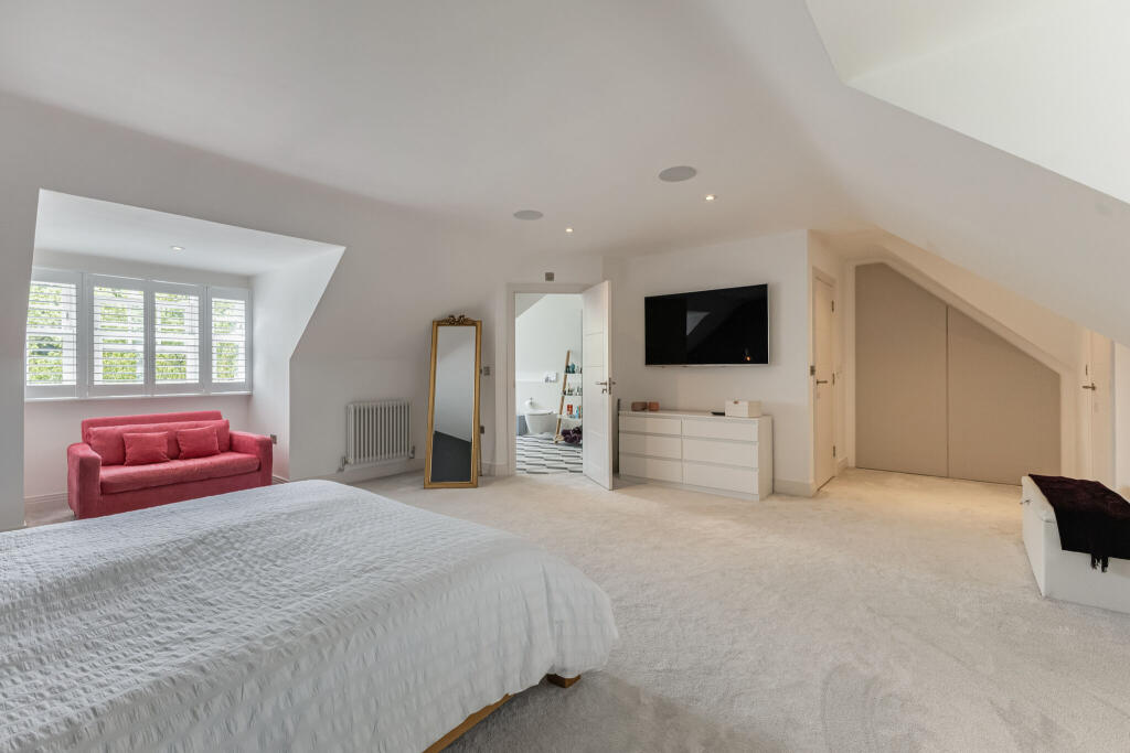 House in St Albans, Milehouse - View 5