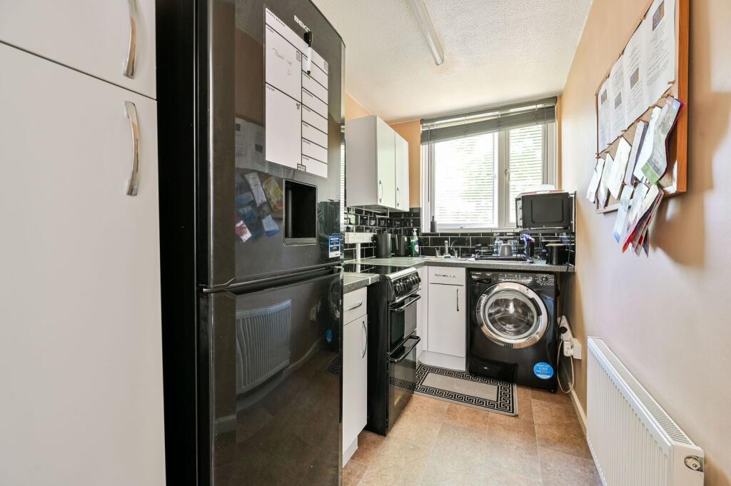 Apartment in London - View 3