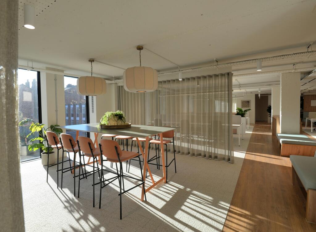 1st Floor - 5,090 sq ft