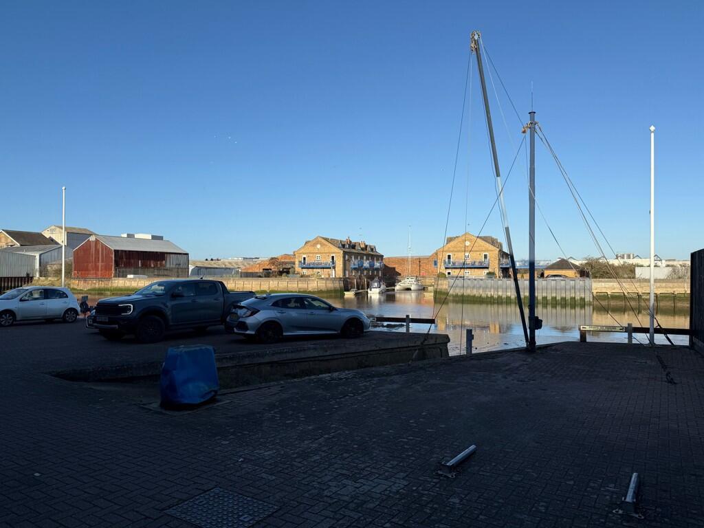 Bath Place Wharf, Downs Road, Maldon, Essex, CM9 - View 5